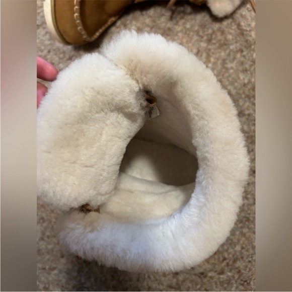 Lamo Moccasin Suede Boots - Picture 4 of 5